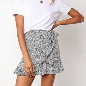 Leopard Ruffle mini skirt